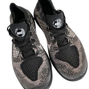 Nike Free RN Flyknit sneakers